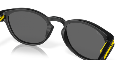 Oakley Latch™ Prizm Black Lenses, Matte Black Ink Frame - (2024 Tour De France™) - Cyclop.in