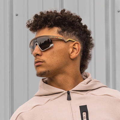 Oakley BXTR Patrick Mahomes II Collection Prizm Tungsten Lenses Matte Terrain Tan Frame - Cyclop.in