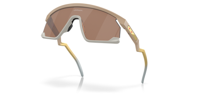 Oakley BXTR Patrick Mahomes II Collection Prizm Tungsten Lenses Matte Terrain Tan Frame - Cyclop.in