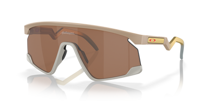 Oakley BXTR Patrick Mahomes II Collection Prizm Tungsten Lenses Matte Terrain Tan Frame - Cyclop.in