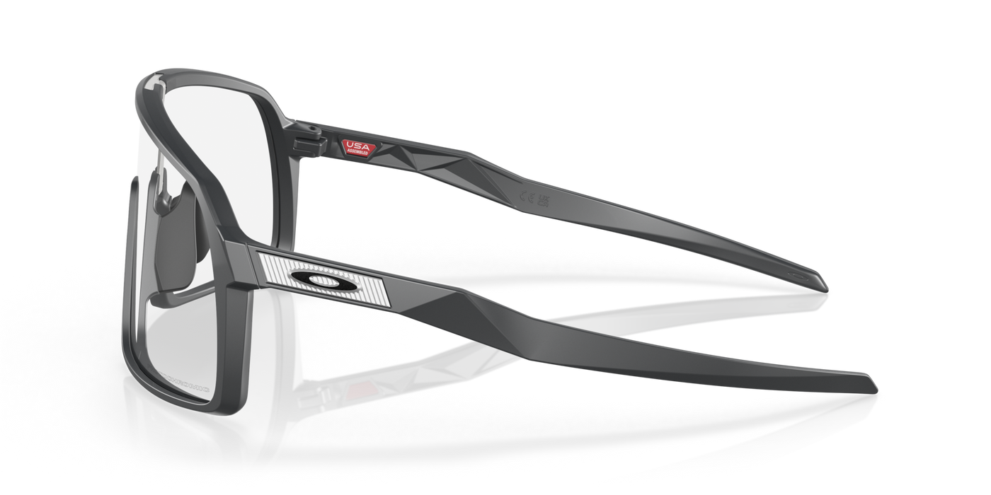 Oakley Sutro Matte Clear To Black Iridium Photochromic Lenses Matte Carbon Frame - Cyclop.in