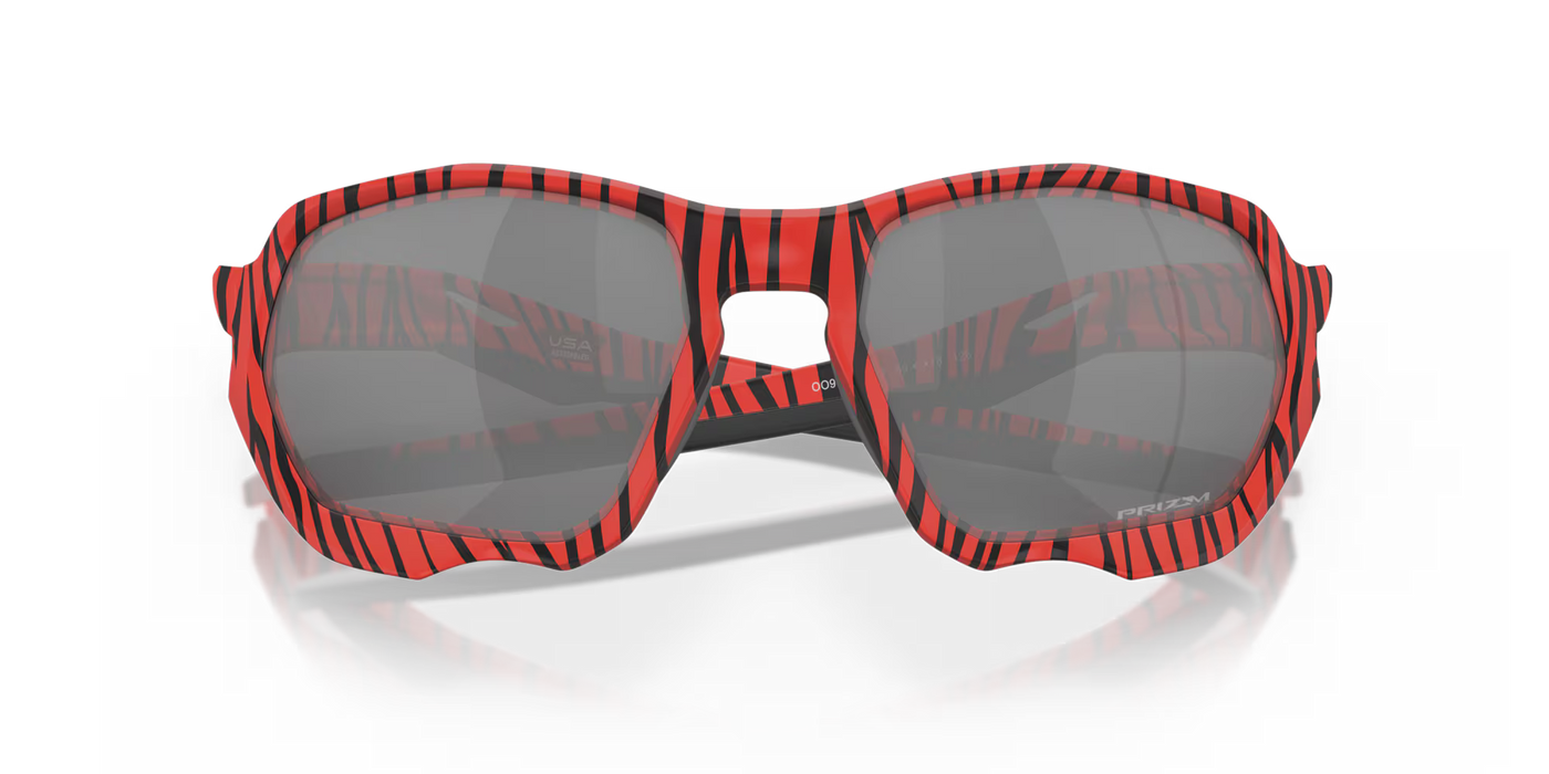 Oakley Plazma Red Tiger Prizm Black Lenses, Red Tiger Frame (Red Tiger Collection) - Cyclop.in