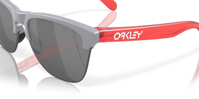 Oakley Frogskins Lite Prizm Black Lenses, Matte Fog Frame - Cyclop.in