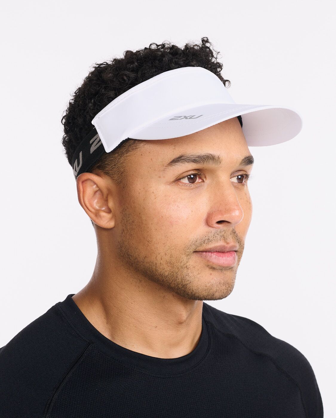 2XU Performance Visor - Cyclop.in