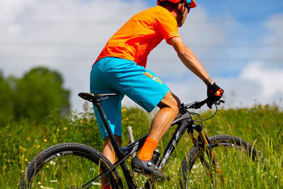 Santini Selva MTB Shorts (Turquoise) - Cyclop.in