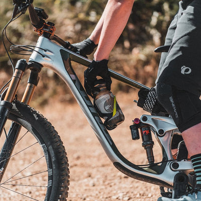 Lezyne Matrix Team Bottle Cage - Cyclop.in