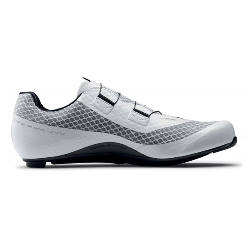 Northwave Mistral Plus Shoes - White/Black - Cyclop.in