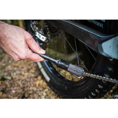Juice Stiffler Drivetrain Brush - Cyclop.in