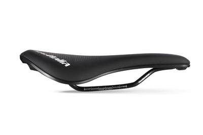 Selle Italia Novus Boost EVO Endurance TM Superflow - Cyclop.in