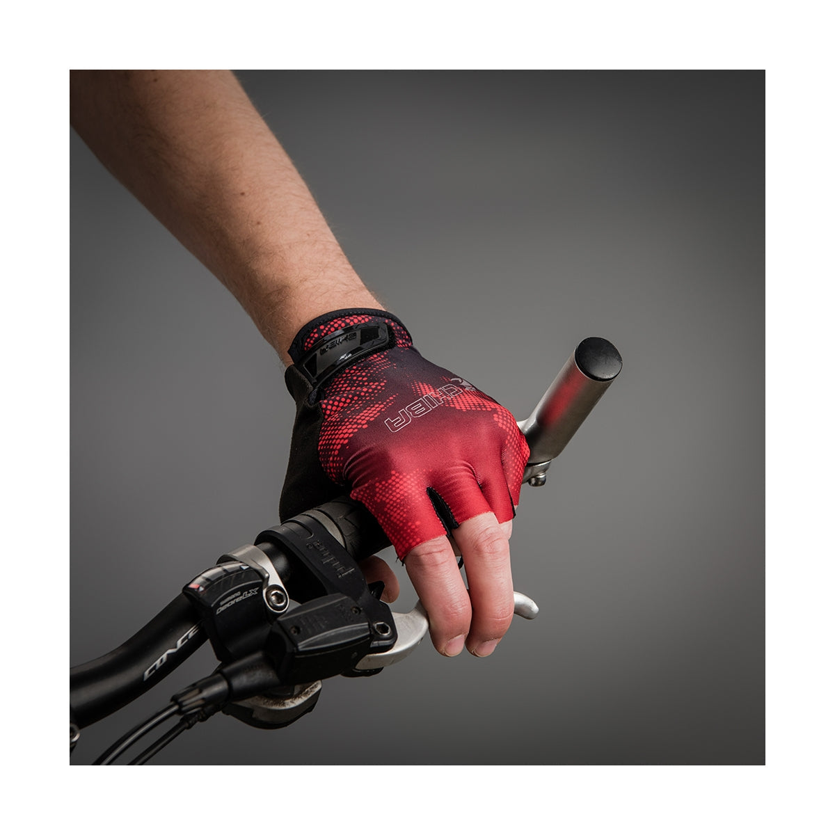 Chiba Ride II Short Finger Bike Gloves - Cyclop.in