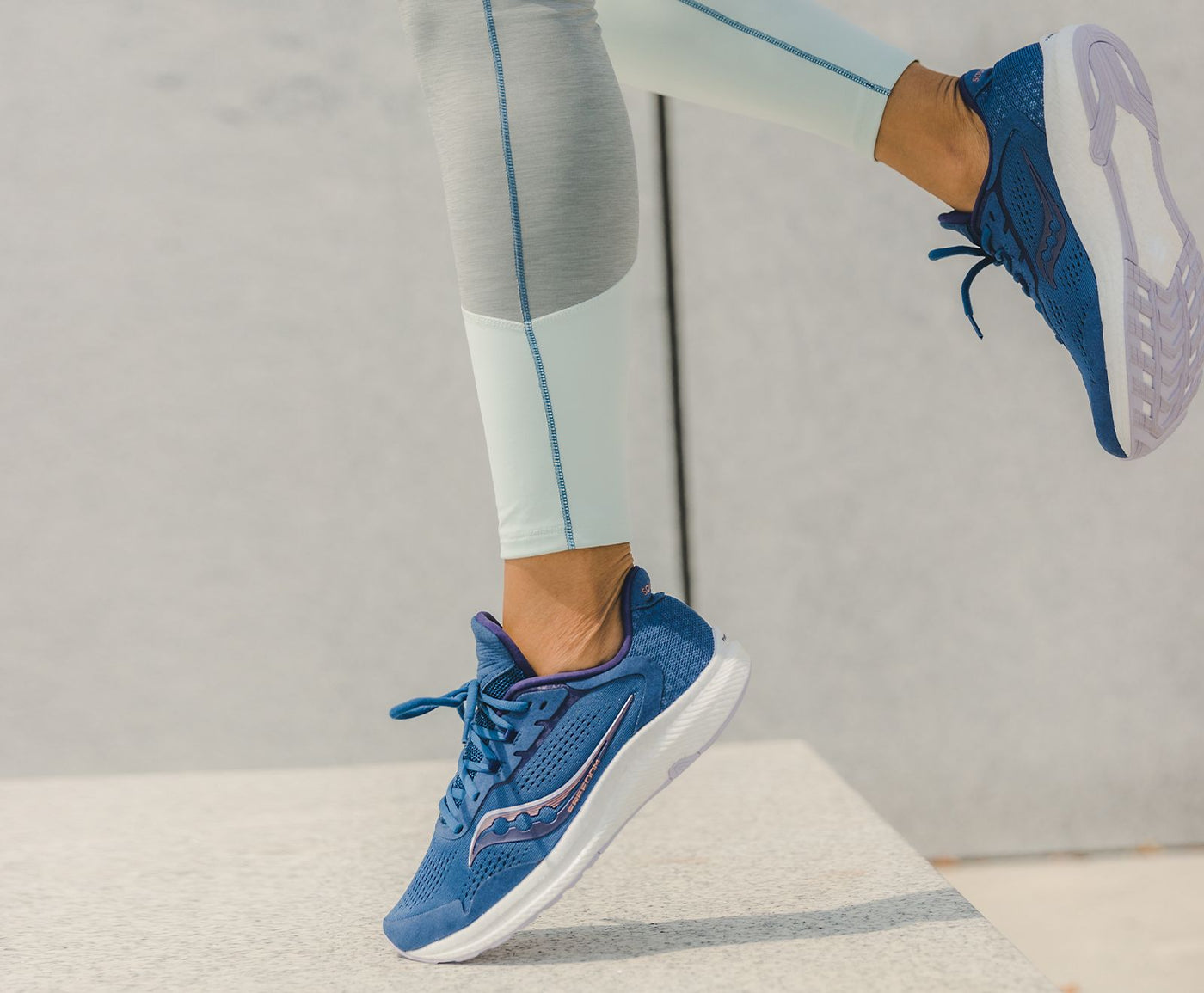 Saucony Women's Freedom 4 Running Shoe - Cyclop.in