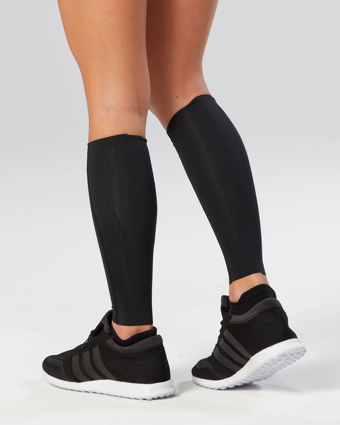 Buy 2XU Elite MCS Compression Calf Guards