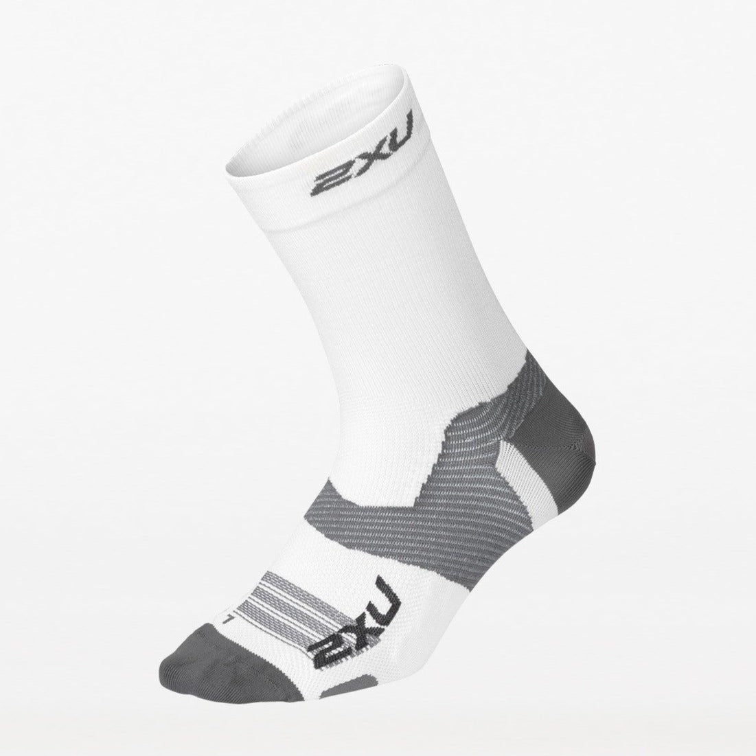 2XU Vectr Ultralight Crew Socks - Cyclop.in