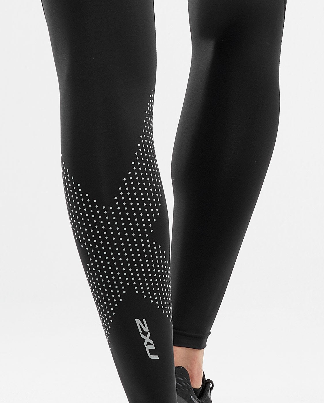 2XU Mid-rise Compression Tight - Cyclop.in