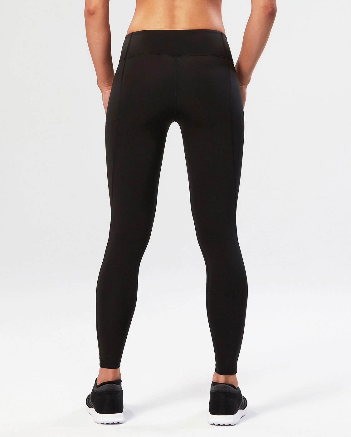 2XU Fitness Mid-rise Compression Tights - Cyclop.in