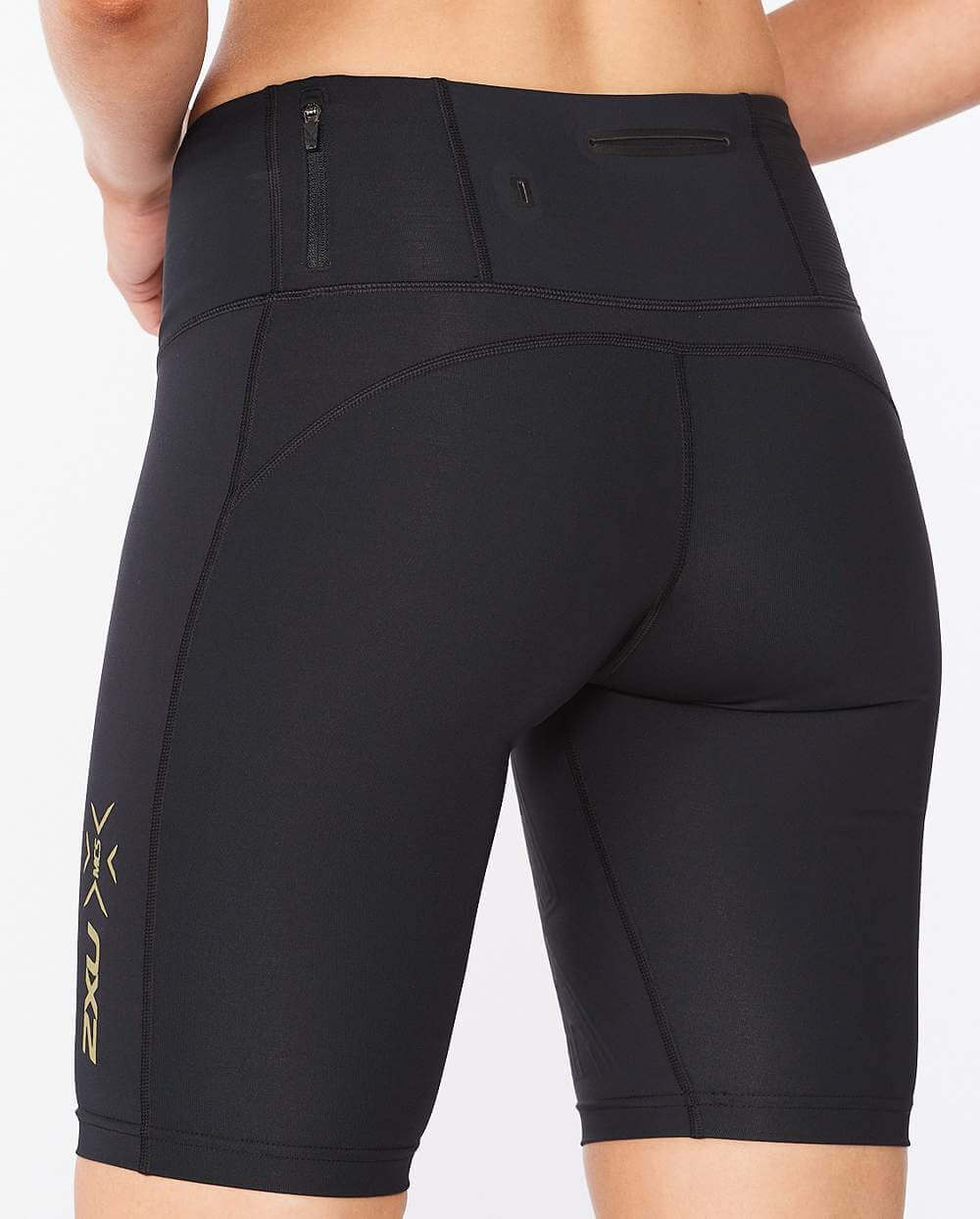 2XU Light Speed Mid-Rise Womens Compression Shorts - Cyclop.in