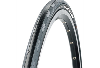 Maxxis Detonator Wired Road Bike Tire - Cyclop.in