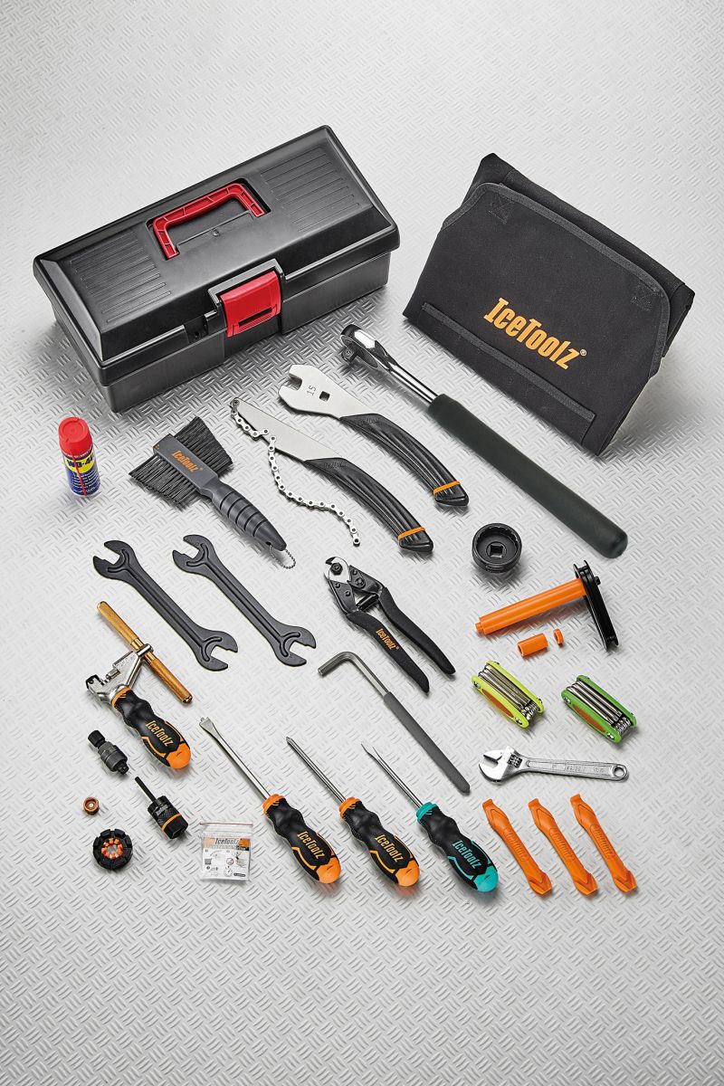 Icetoolz Pro Shop Mechanic Tool Kit - Cyclop.in