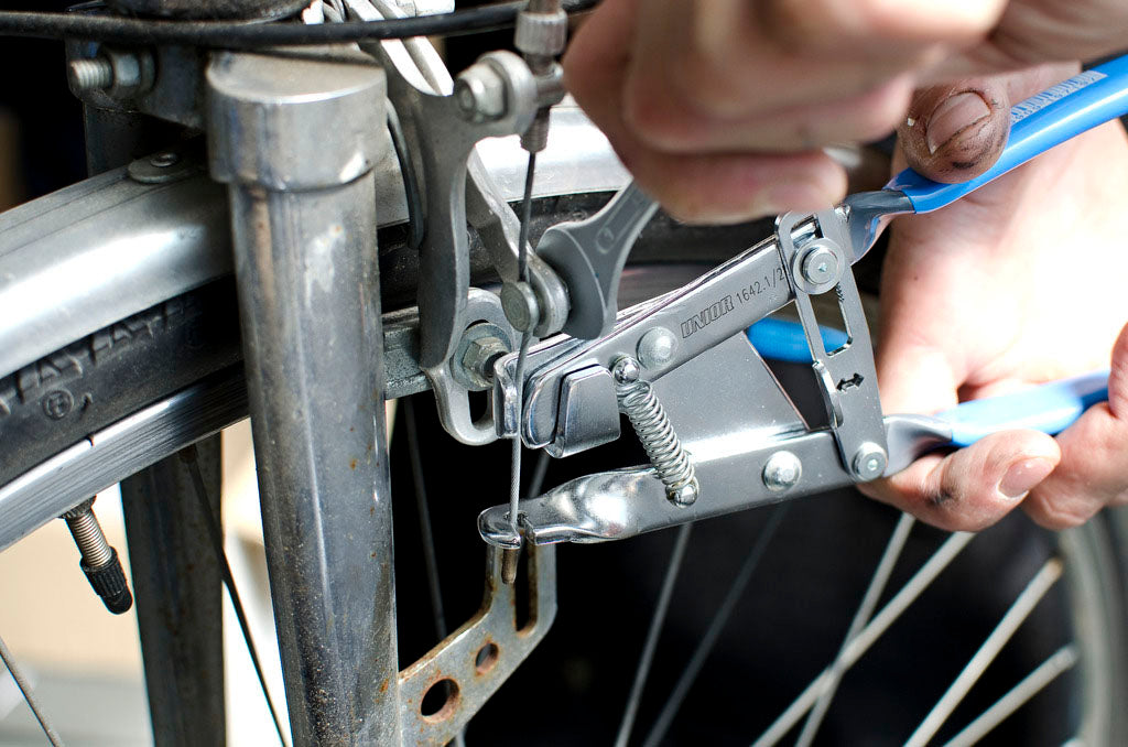 Buy Unior Cable Puller Pliers With Lock | Cyclop.in